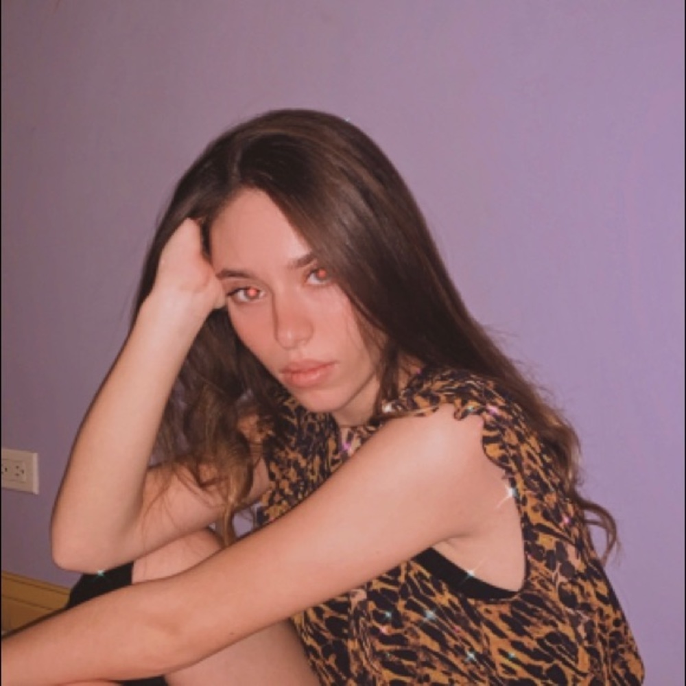 Meet your Posher, Kayla